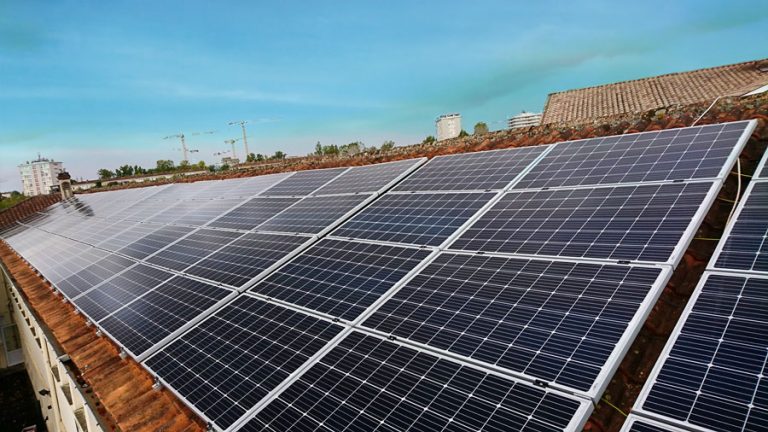 Ces écoles sont équipées de panneaux solaires grâce à l’investissement citoyen